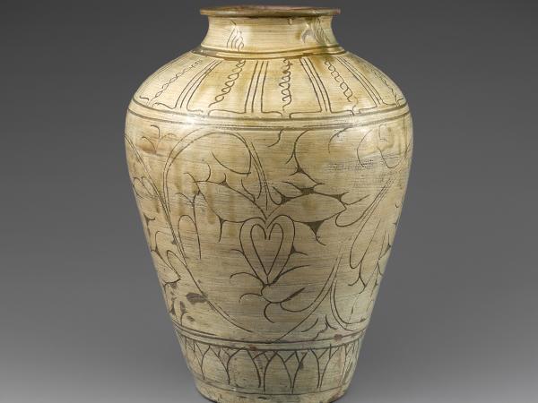 Japanese jar with peony and scroll motif